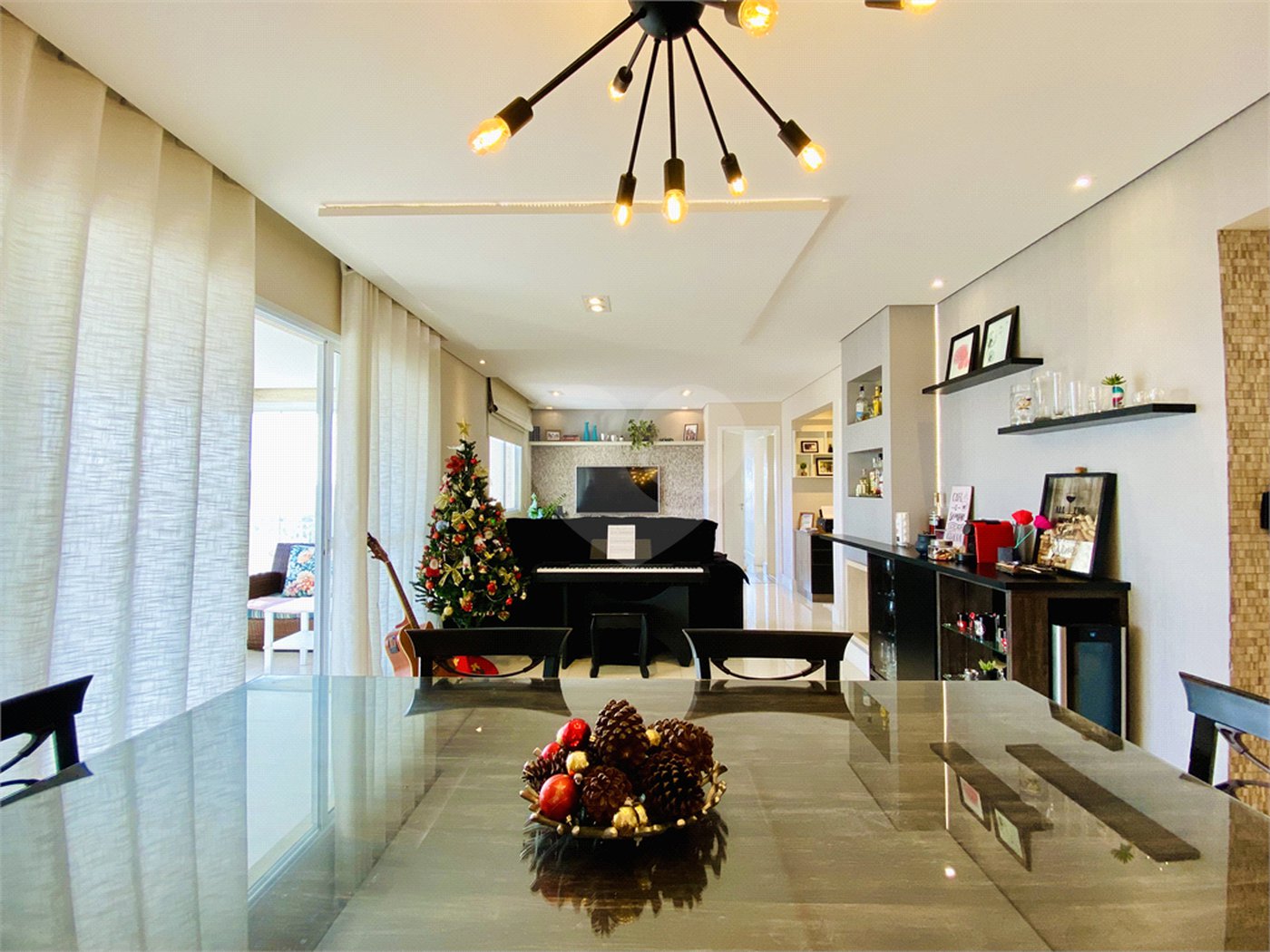 Apartamento à venda com 3 quartos, sendo 1 suíte, no Centro, São Bernardo do Campo, SP