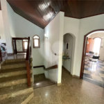 Casa à venda com 6 quartos, sendo 1 suíte, no condomínio Granja Olga I, Sorocaba - SP