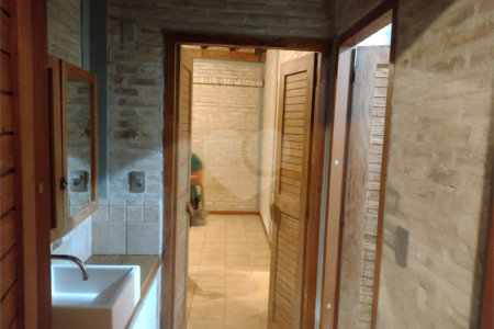 Sobrado à venda com 3 quartos, sendo 2 suítes, em Jardim Residencial Santa Mônica, Araraquara, SP