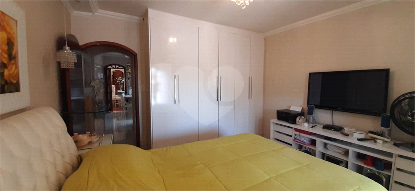 Sobrado à venda com 2 quartos em Horto, São Paulo, SP