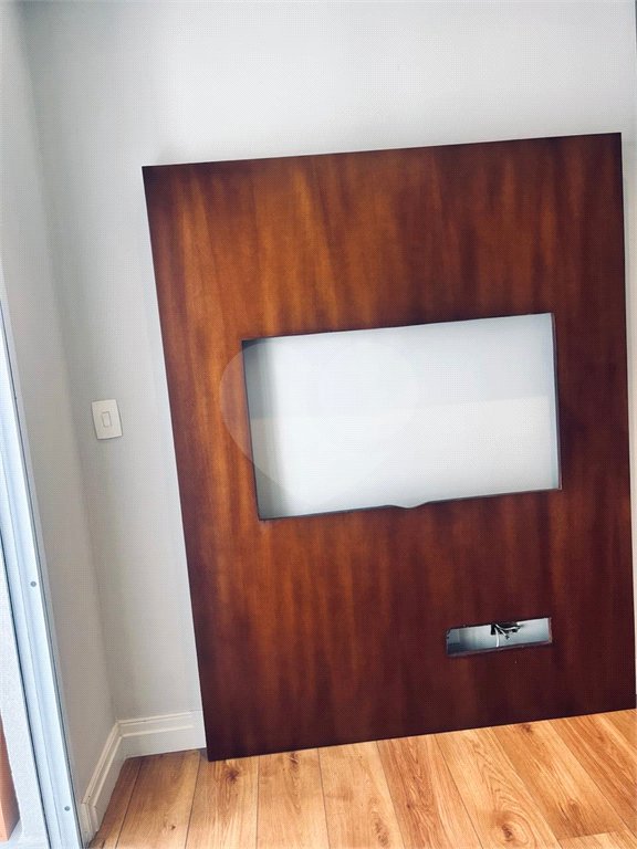 Apartamento à venda com 2 quartos em Parque Maria Domitila, São Paulo, SP