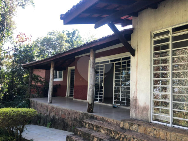 Casa à venda com 5 quartos, sendo 3 suítes,  em Serra da Cantareira, Mairiporã, SP