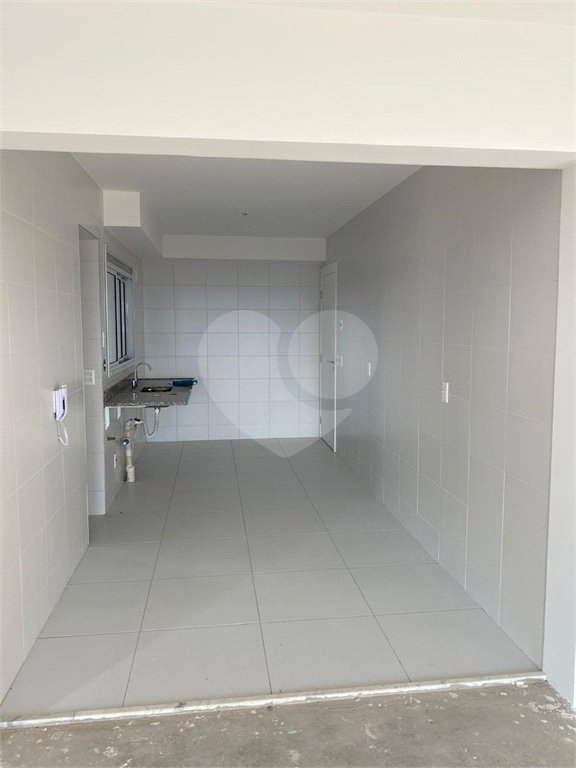 Apartamento à venda com 3 suítes em Jardim Caboré, São Paulo, SP