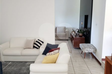 Casa à venda com 4 quartos, sendo 2 suítes,  no condomínio Acmti - Colinas do Mosteiro, Terras de Itaici e Recanto dos Pássaros, Indaiatuba - SP