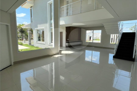 Casa à venda com 3 suítes no condomínio Chapada, Itu - SP