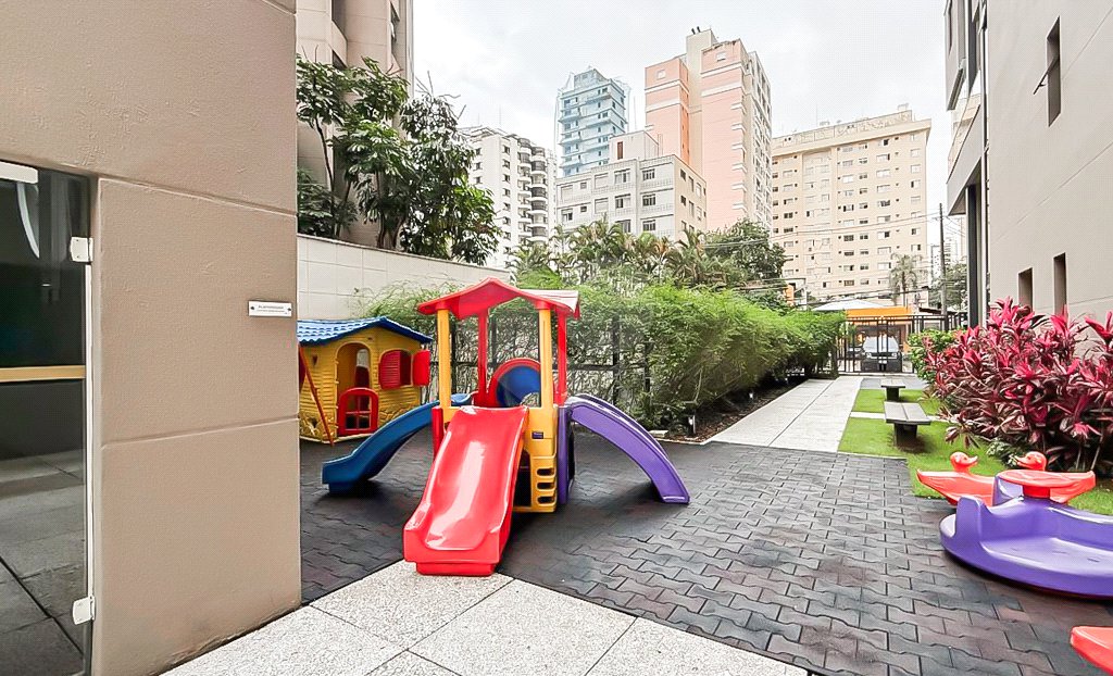 Apartamento à venda com 2 suítes em Moema, São Paulo, SP