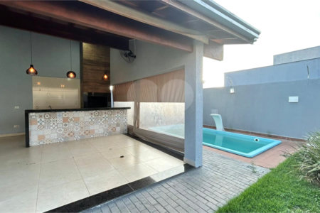 Casa à venda com 3 quartos, sendo 1 suíte,  em Ipê, Três Lagoas, MS