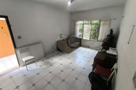 Casa à venda com 5 quartos, sendo 2 suítes, em Jardim Umarizal, São Paulo, SP