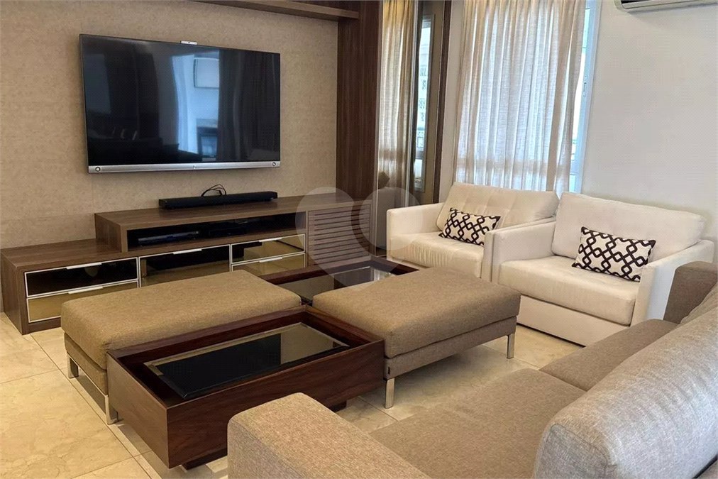 Apartamento à venda ou para alugar com 3 suítes em Água Branca, São Paulo, SP