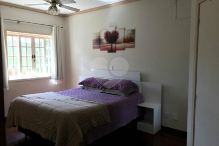 Sobrado à venda com 3 quartos, sendo 1 suíte, em Jardim América, Bragança Paulista, SP