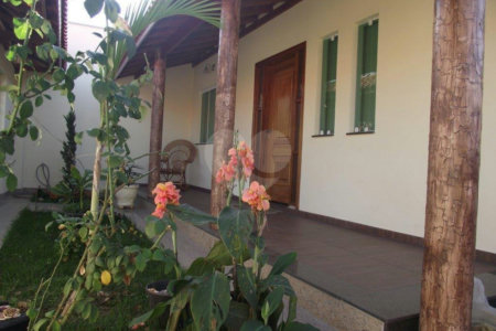 Casa Térrea à venda ou para alugar com 3 quartos, sendo 1 suíte, em Jardim Celani, Salto, SP