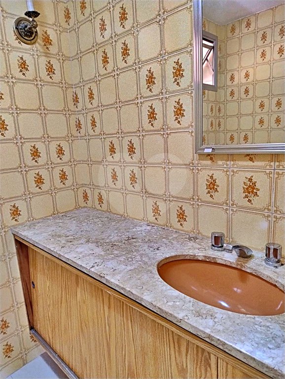 Apartamento à venda com 3 quartos, sendo 1 suíte, em Vila Olímpia, São Paulo, SP