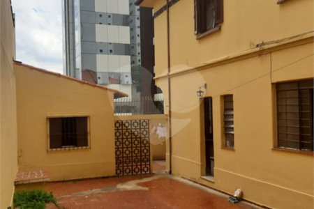 Sobrado à venda com 5 quartos em Santana, São Paulo, SP