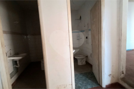 Casa Térrea à venda com 3 quartos em Ipiranga, Ribeirão Preto, SP