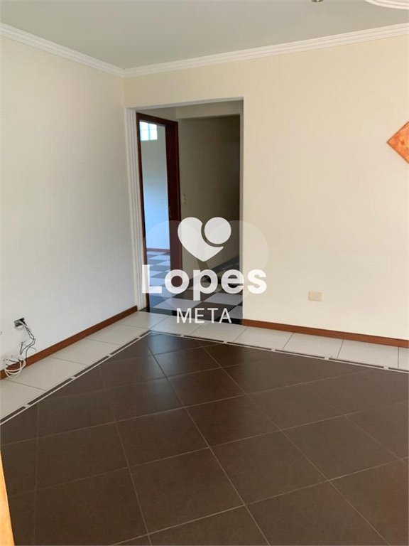 Casa à venda com 5 quartos, sendo 1 suíte, em Cidade Vista Verde, São José dos Campos, SP