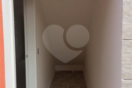 Casa à venda com 2 quartos no condomínio Cristal Boracéia I, Bertioga - SP