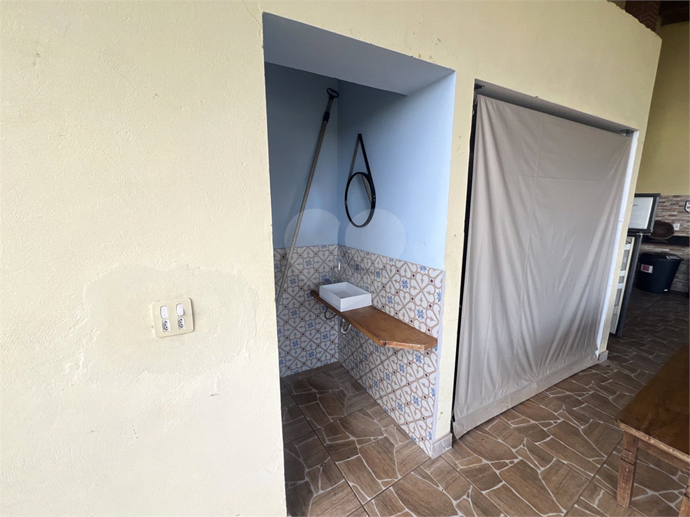 Casa à venda com 4 quartos, sendo 1 suíte, em Mato Seco, Itapetininga, SP