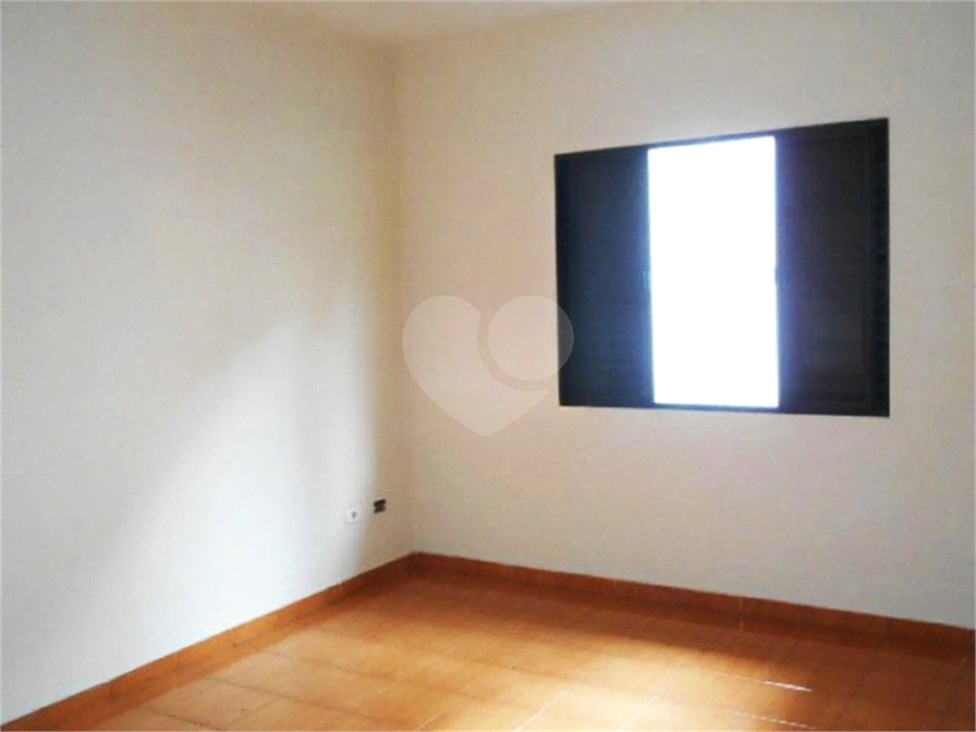 Sobrado à venda com 3 quartos, sendo 1 suíte,  em Santa Terezinha, São Paulo, SP