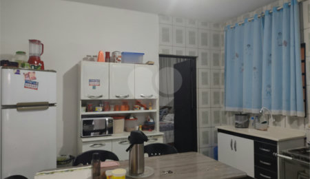 Sobrado à venda com 4 quartos em Parque Bom Retiro, Paulínia, SP