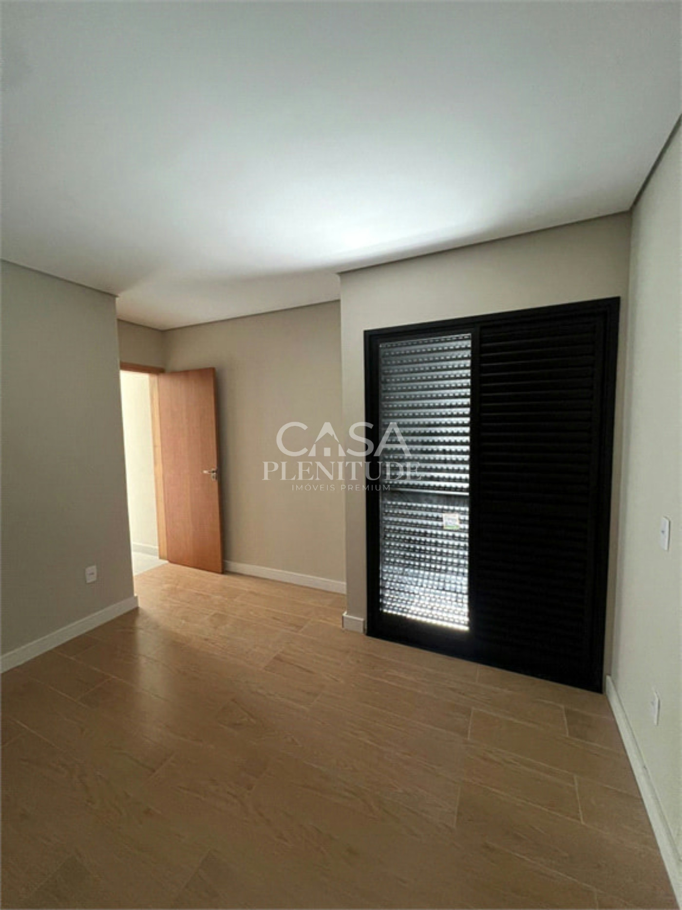 Casa em condomínio à venda com 3 quartos, sendo 1 suíte, em Cajuru do Sul, Sorocaba, SP
