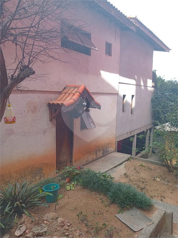 Sobrado à venda com 4 quartos em Vila Santa Edwiges, São Paulo, SP