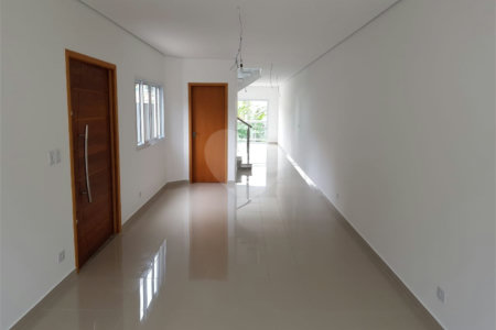 Sobrado à venda ou para alugar com 3 suítes em Vila Thais, Atibaia, SP