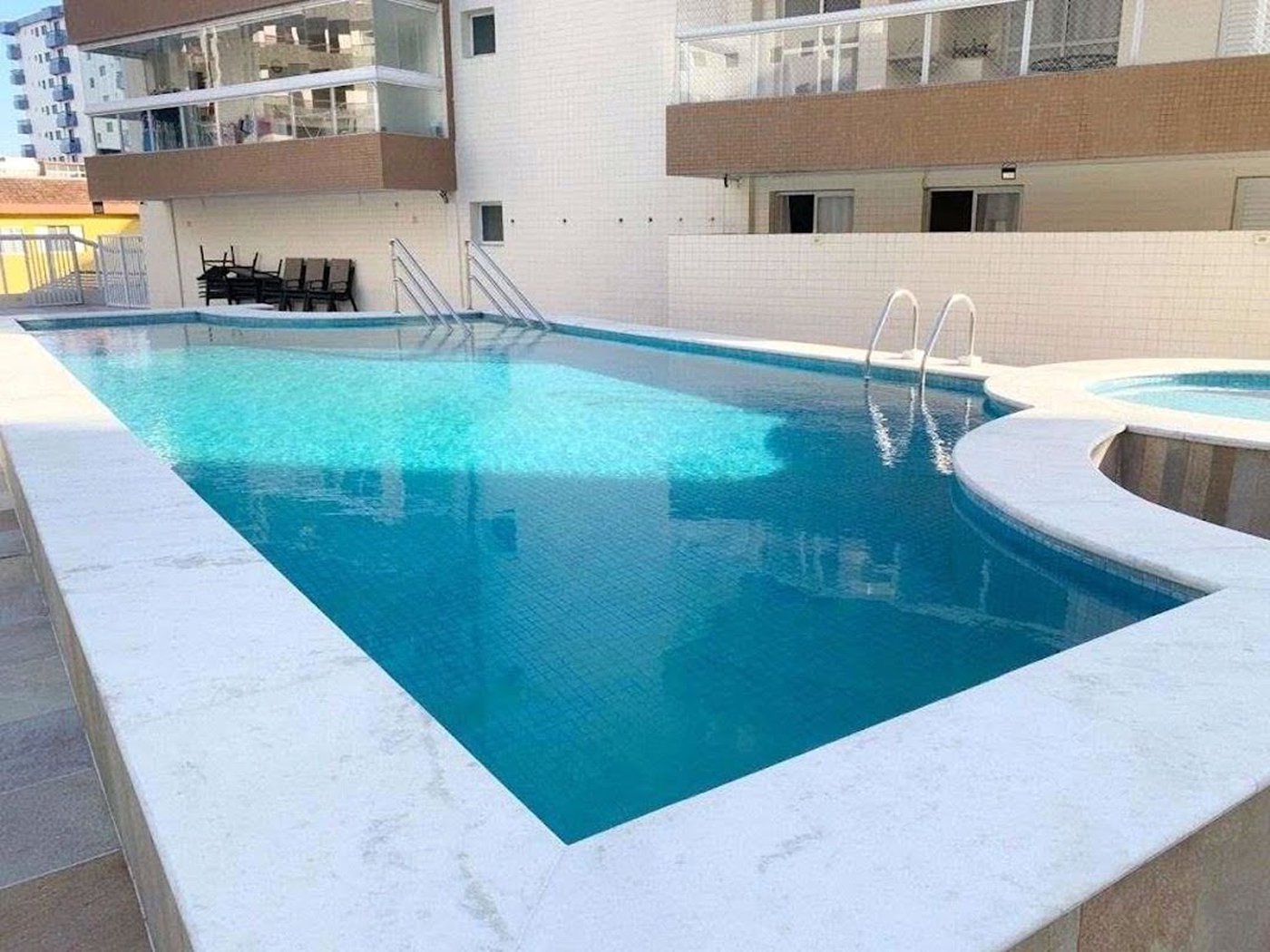 Apartamento Residencial à venda, Tupi, Praia Grande - AP1202.