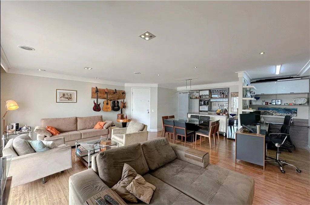 Apartamento à venda com 2 quartos, sendo 1 suíte, em Água Branca, São Paulo, SP