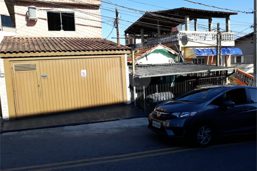 Sobrado à venda com 3 quartos em Vila Renata, Guarulhos, SP