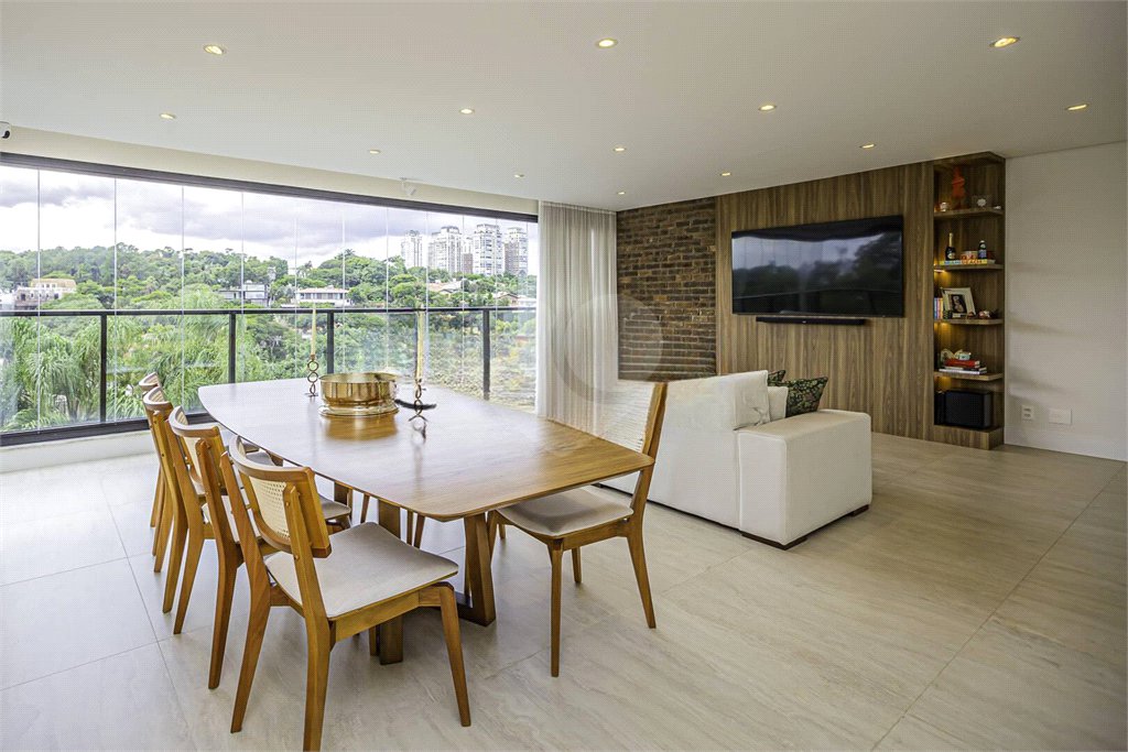 Apartamento à venda com 3 suítes em Cidade Jardim, São Paulo, SP
