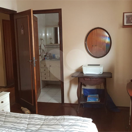Sobrado à venda com 3 suítes em Vila Gumercindo, São Paulo, SP