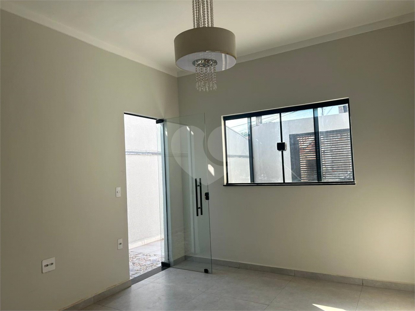 Casa à venda com 2 quartos, sendo 1 suíte, em Vila Santana, Itapetininga, SP