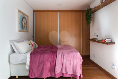 Casa Térrea à venda com 3 quartos, sendo 2 suítes,  em Vila Ipojuca, São Paulo, SP