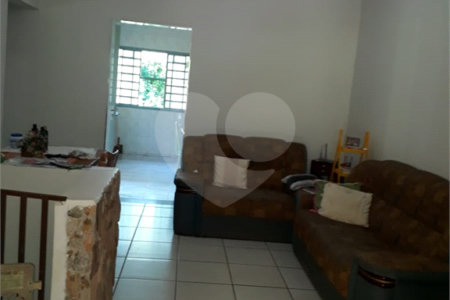 Chácara à venda com 4 quartos, sendo 1 suíte,  em Chácaras Polozzi, Louveira, SP