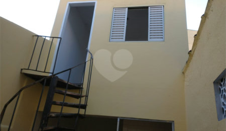Sobrado à venda com 3 quartos em Campo Belo, São Paulo, SP