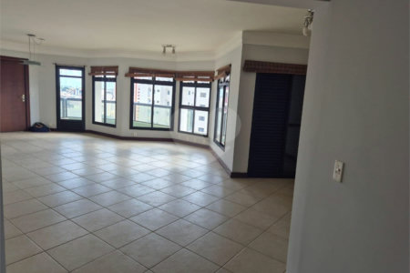 Apartamento de Alto Padrão no Edifício Taiamã – Centro da Cidade