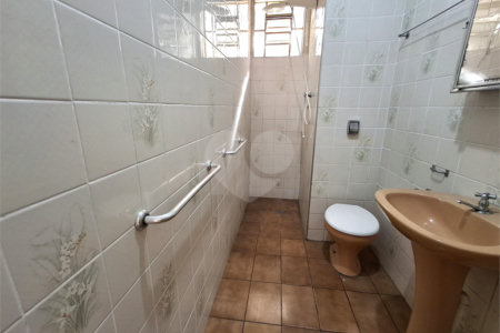 Casa à venda com 4 quartos em Vila dos Minérios, São Paulo, SP