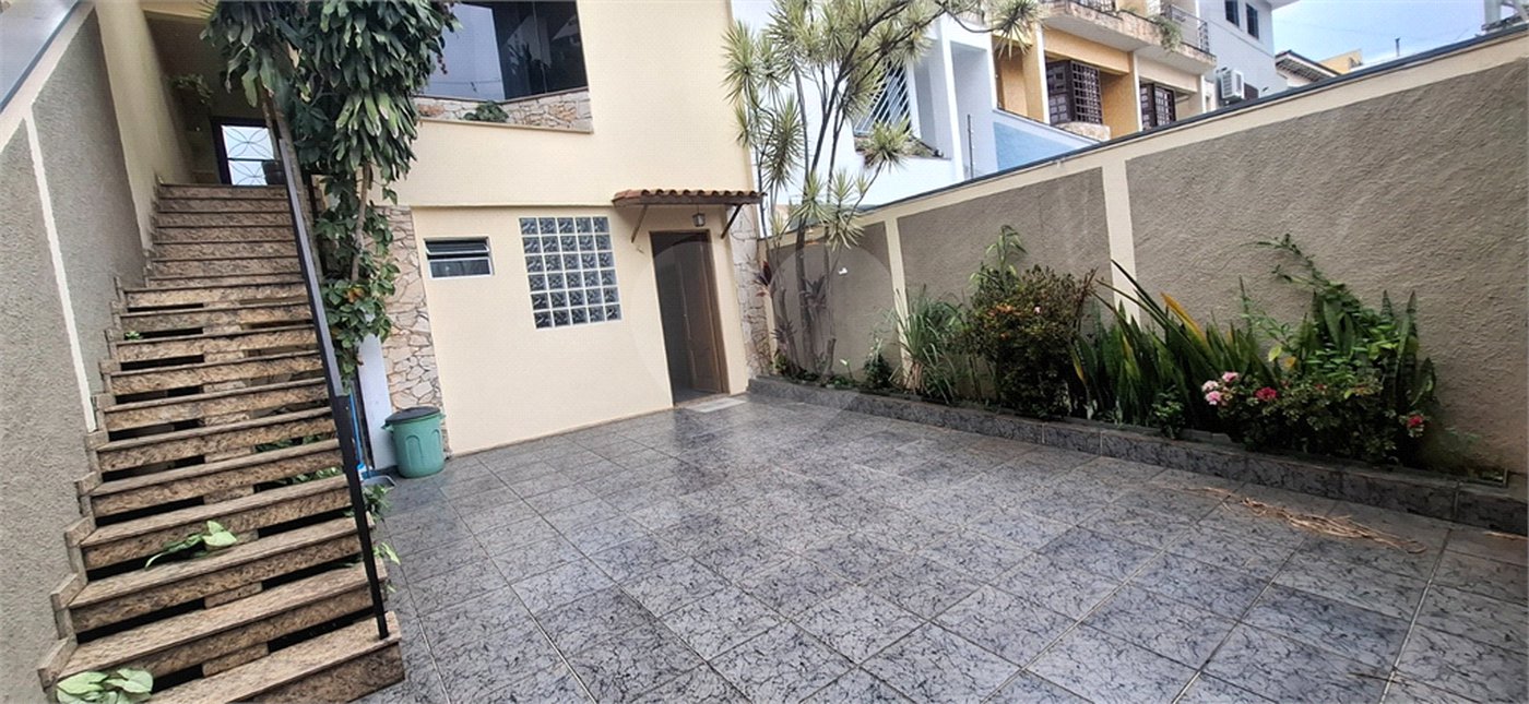 Casa à venda com 4 quartos, sendo 3 suítes, em Vila Aurora (zona Norte), São Paulo, SP