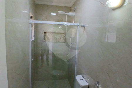 Casa à venda com 3 quartos, sendo 1 suíte, no condomínio Res Saint Honoré, São Paulo - SP
