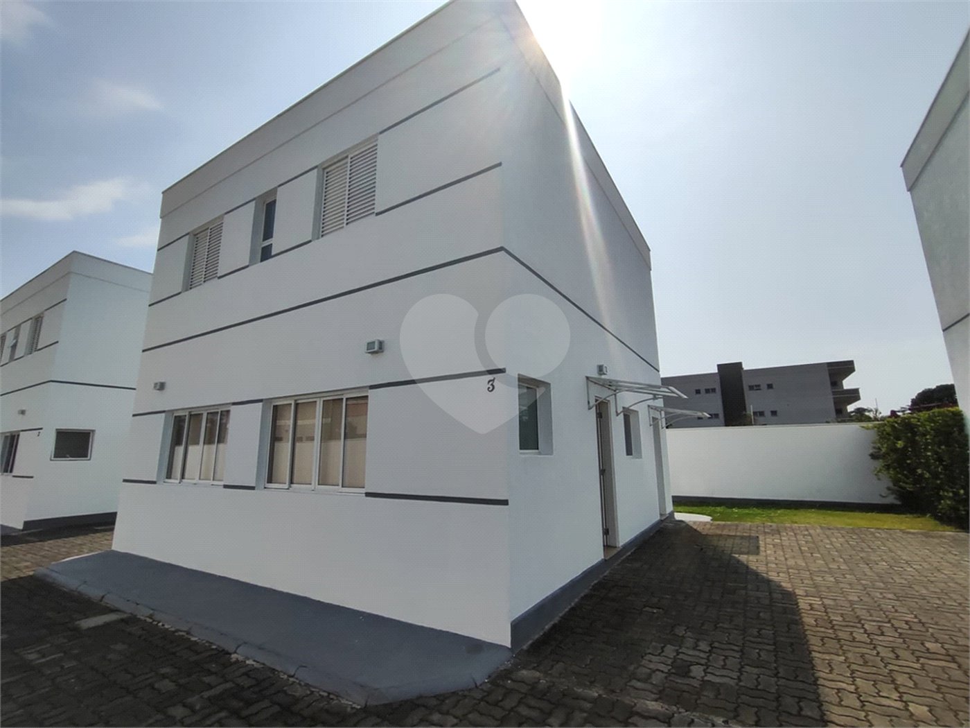 Casa de Vila à venda com 3 quartos, sendo 1 suíte, em Loteamento Jardim Morumbi, Atibaia, SP