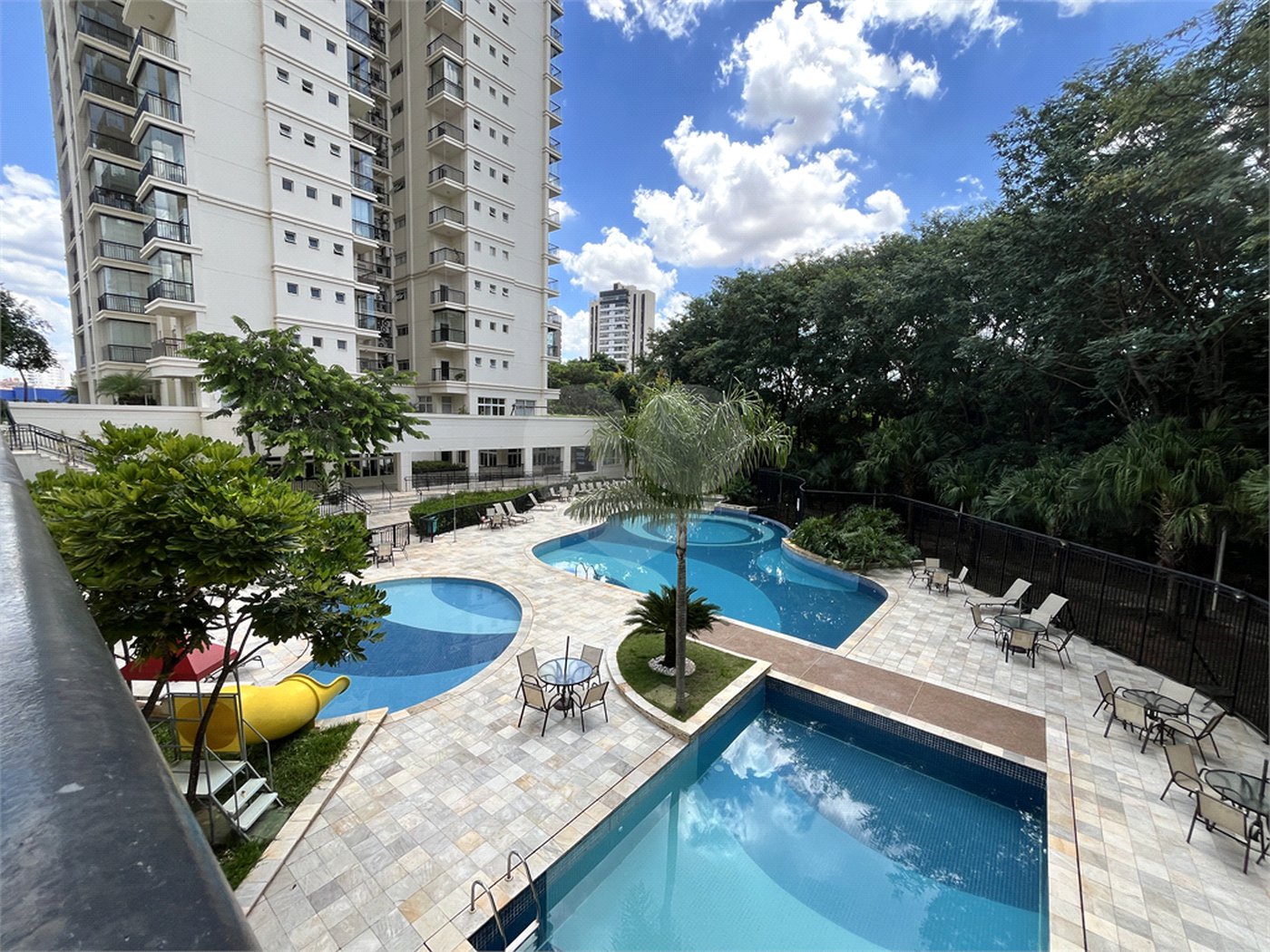 Apartamento à venda com 3 suítes em Jardim Portal da Colina, Sorocaba, SP