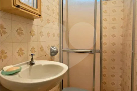 Casa de Vila à venda com 4 quartos, sendo 2 suítes, em Sumarezinho, São Paulo, SP