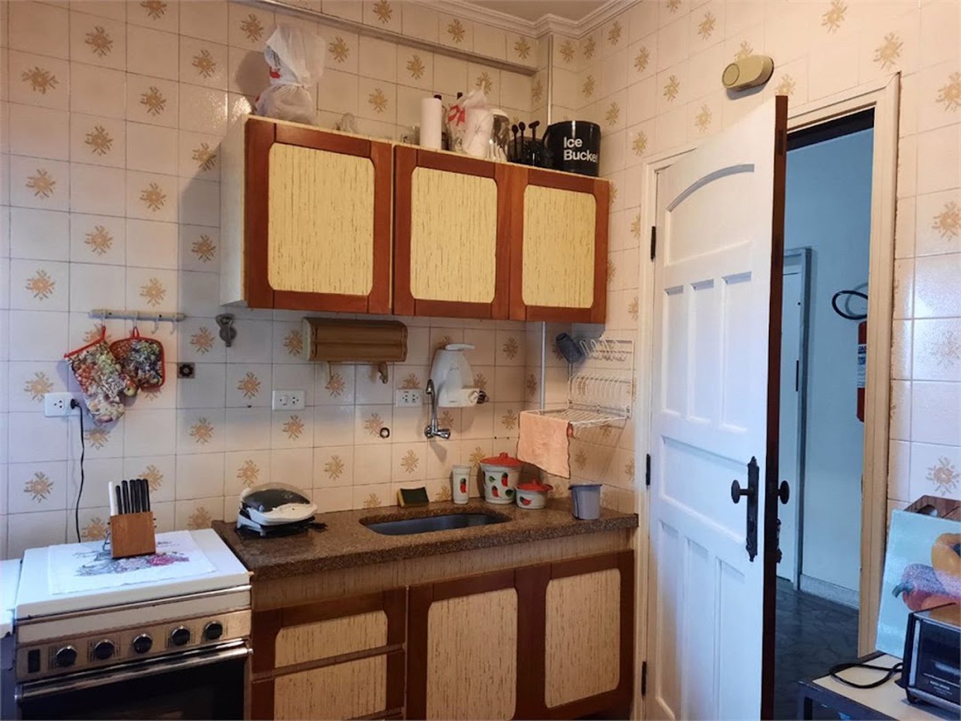 Apartamento com 2 dormitórios à venda, 70 m² por R$ 290.000,00 - Jardim São Miguel - Guarujá/SP