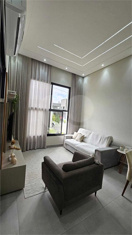Casa à venda com 3 suítes no condomínio Mantova, Indaiatuba - SP