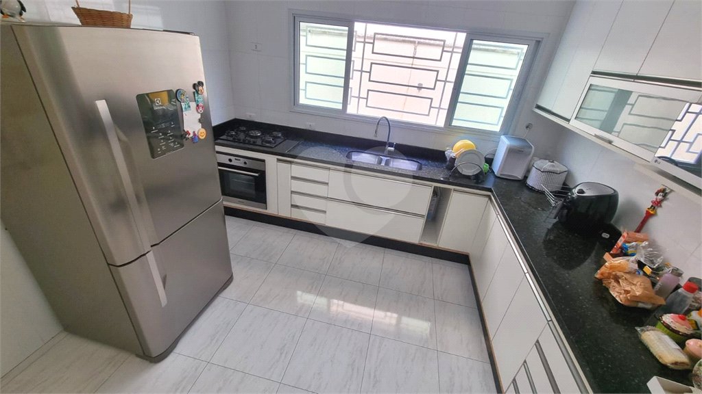 Casa à venda com 3 suítes no condomínio Residencial Cantareira, São Paulo - SP