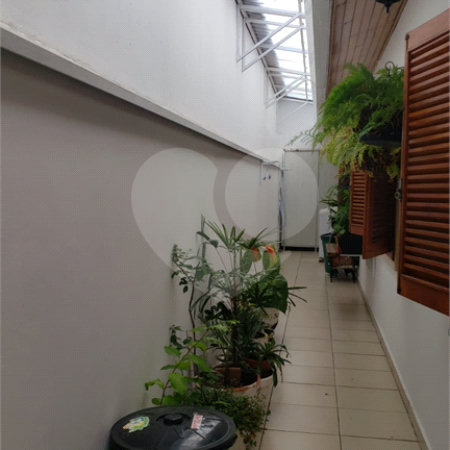 Casa à venda com 3 quartos, sendo 1 suíte, em Jardim Ester, São Paulo, SP