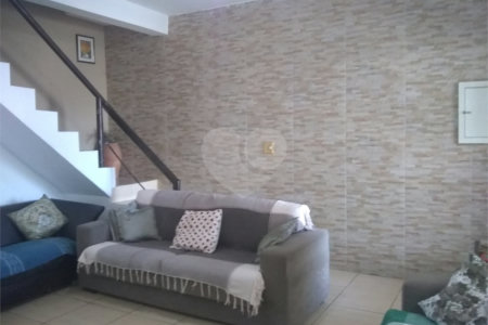 Sobrado à venda com 4 quartos, sendo 1 suíte, em Vila Medeiros, São Paulo, SP