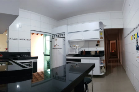 Casa à venda com 4 quartos em Recanto do Guarau, Salto, SP