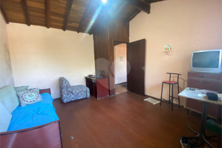 Casa à venda com 2 quartos, sendo 1 suíte,  em Jardim Alvinópolis Ii, Atibaia, SP