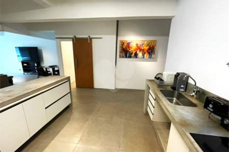 Apartamento à venda com 2 quartos, sendo 1 suíte, em Cerqueira César, São Paulo, SP